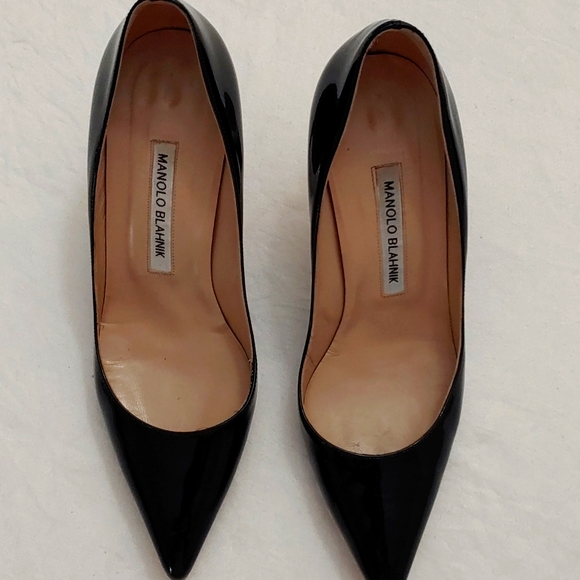 Manolo Blahnik Shoes - Manolo Blahnik Dark Blue Heel